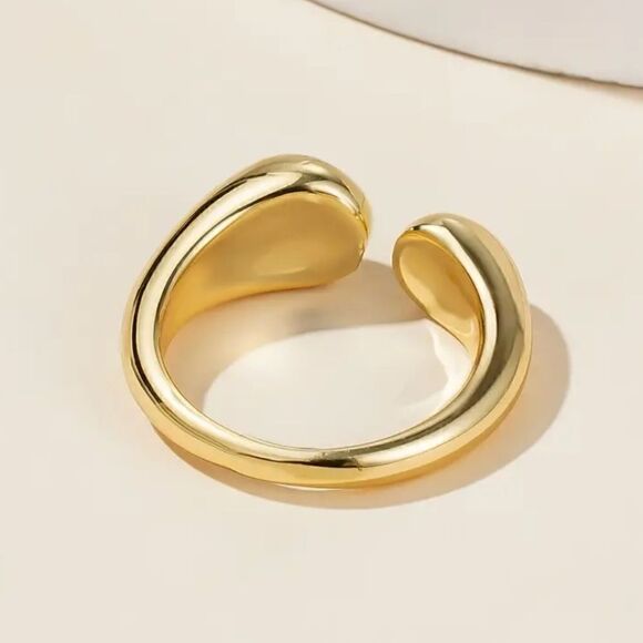 14K Gold Plated Open Ring Luxurious Adjustable Jewelry for Women - Picture 2 of 6